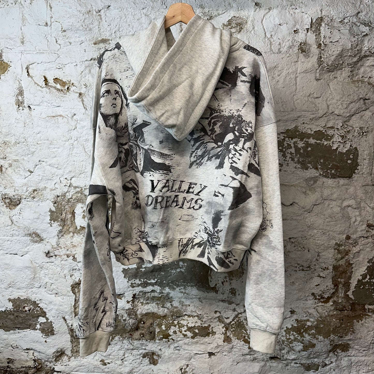 Vale Mural Pullover Gray Hoodie