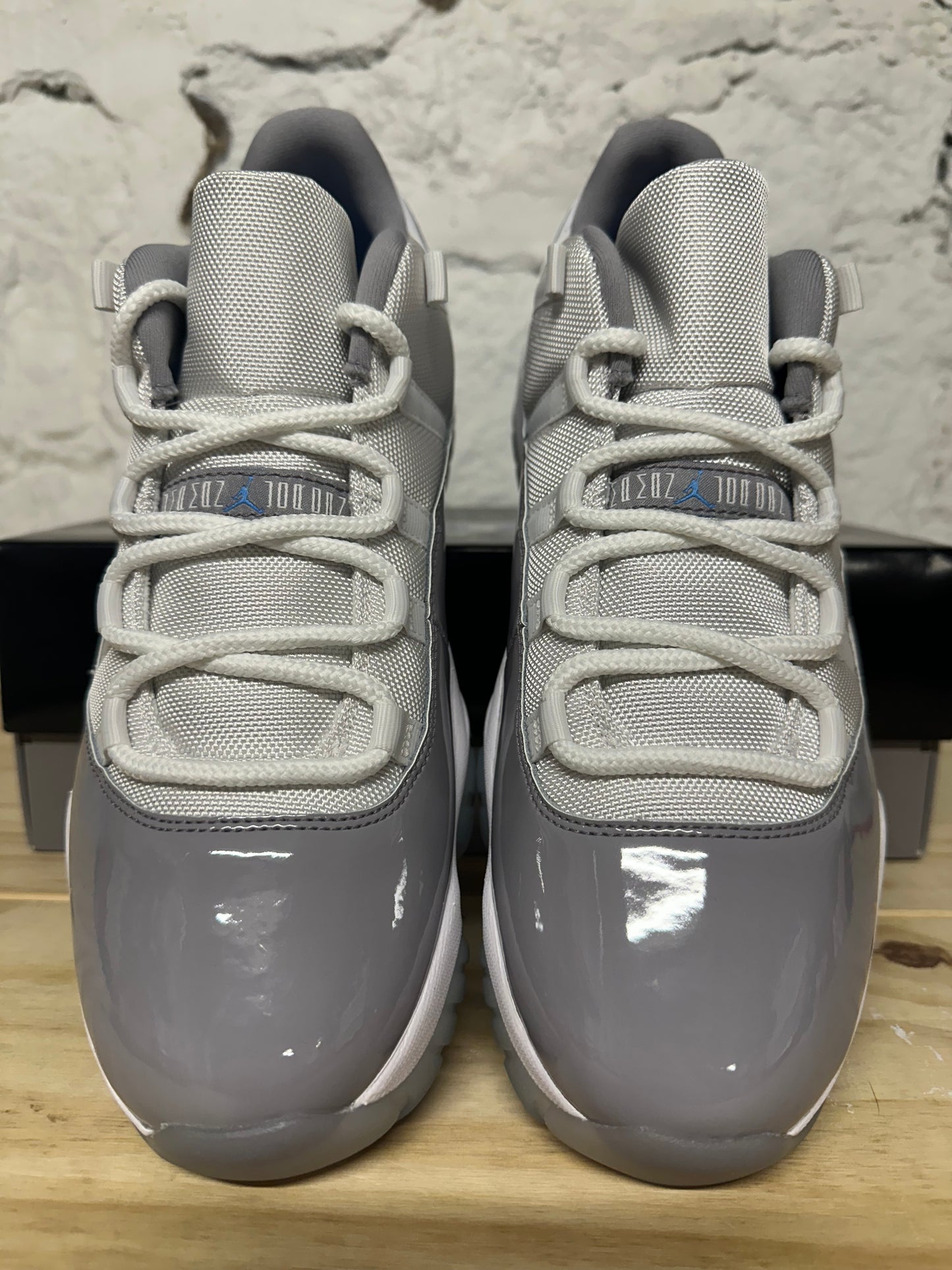 Air Jordan 11 Low Cement Grey Sz 11.5 DS