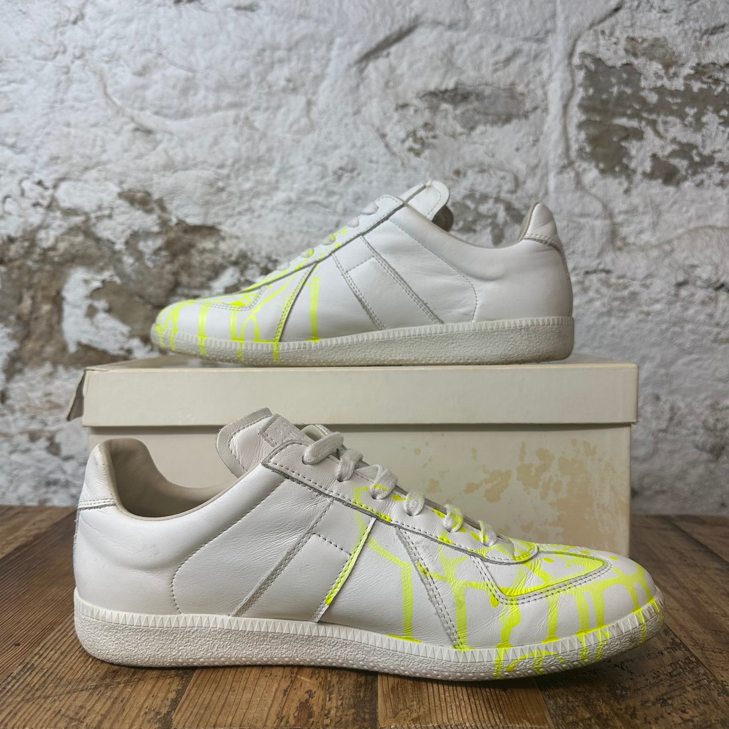 Maison Margiela Replica Neon Paint White Sneaker Sz 9 (42)