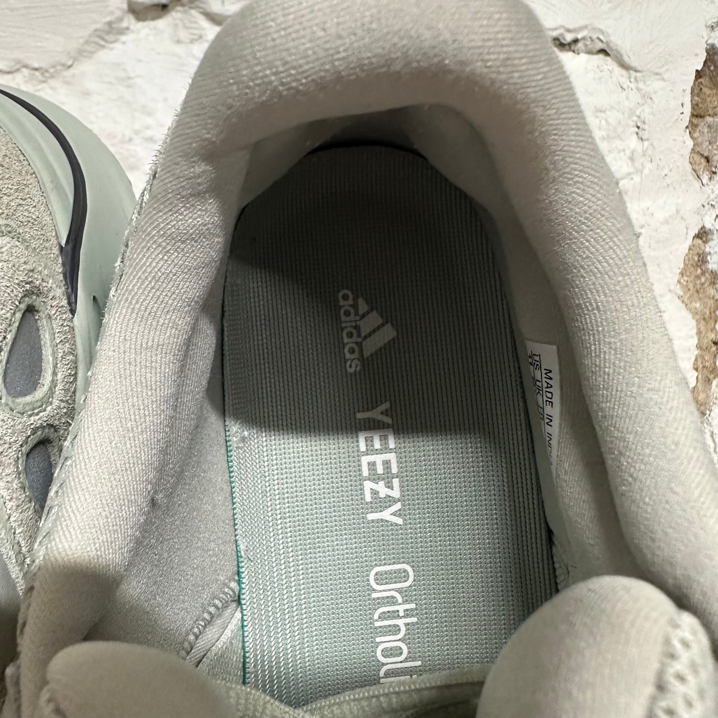 Yeezy 700 Salt Sz 11