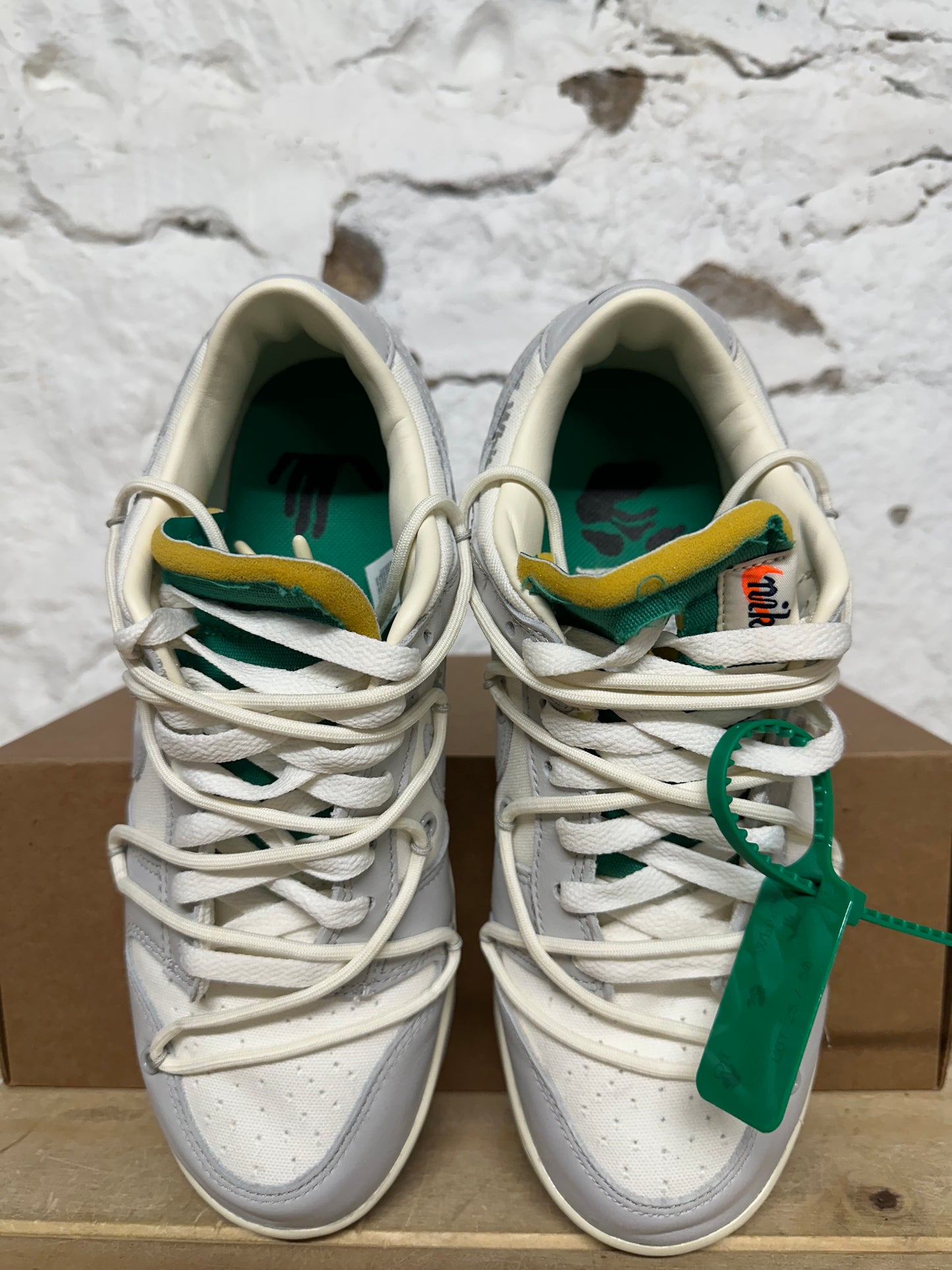 Nike Dunk Low Off-White Lot 25 Sz 8.5