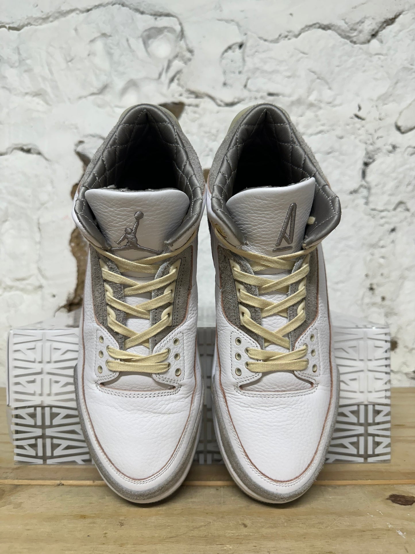 Air Jordan 3 A Ma Maniere Sz 10.5 (12W)