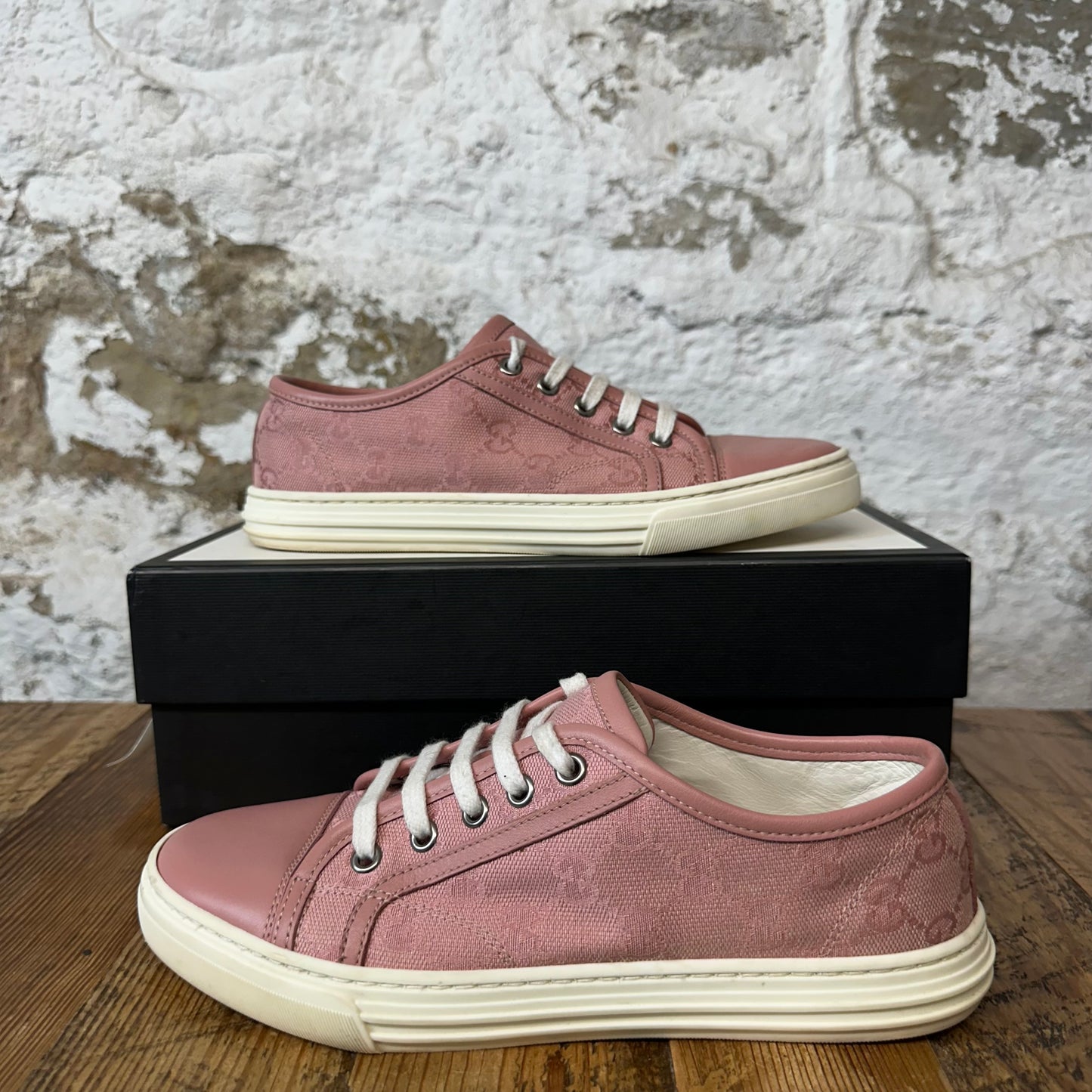 Gucci Pink Monogram White Sneaker Sz 4.5 (36.5)