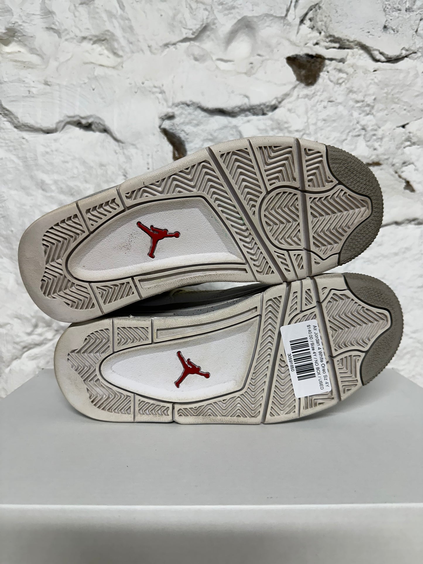 Air Jordan 4 White Oreo Sz 4Y