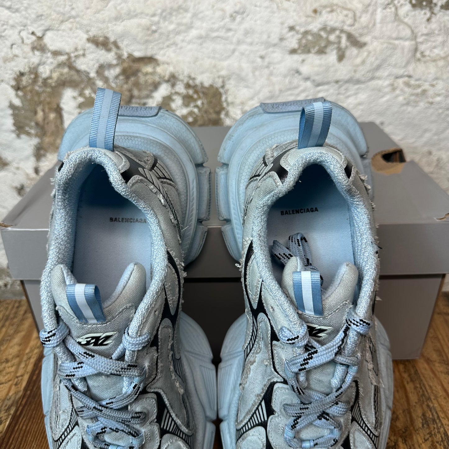 Balenciaga 3XL Runner Worn Out Blue Sneaker Sz 11 (44)