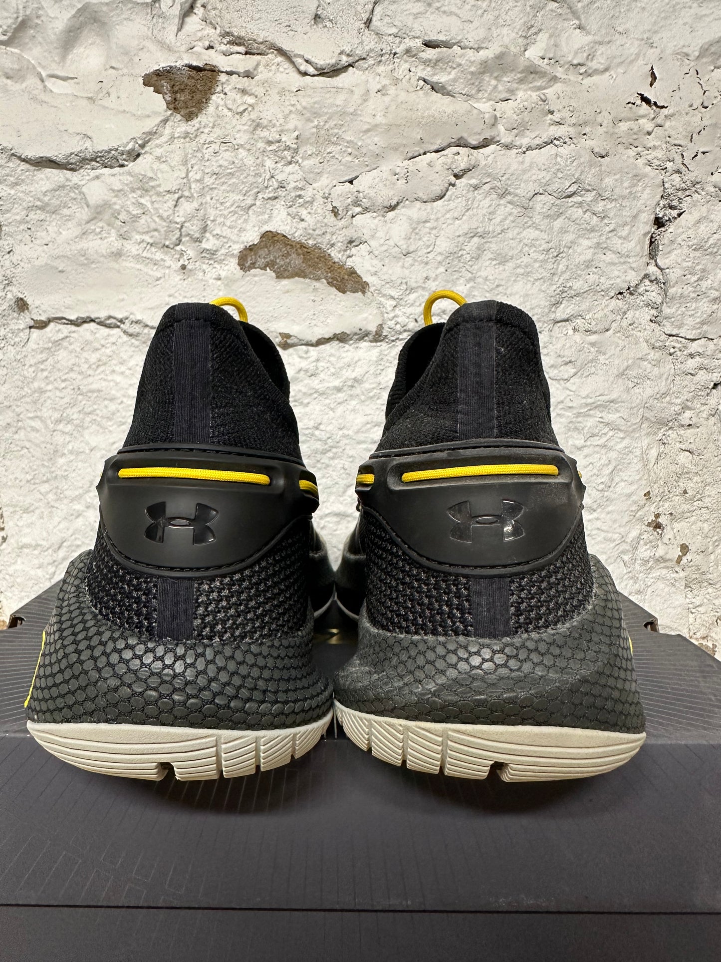 Under Armour Curry 6 Thank You Oakland Sz 10 DS