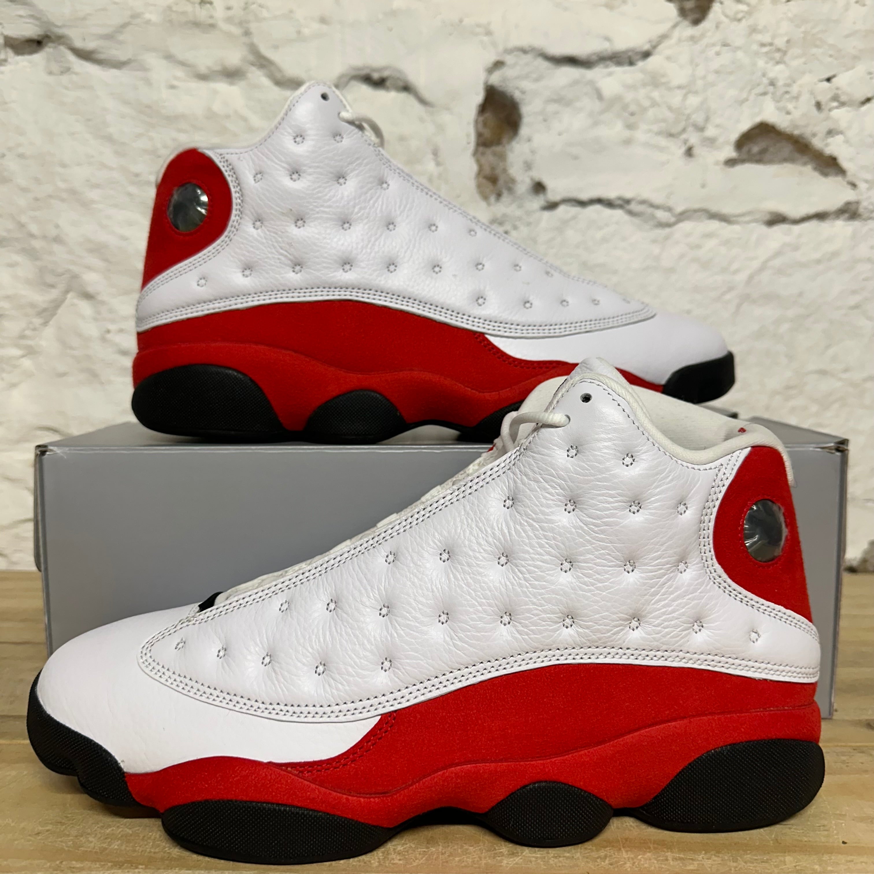 Air Jordan 13 OG Chicago (2026) Sz 12