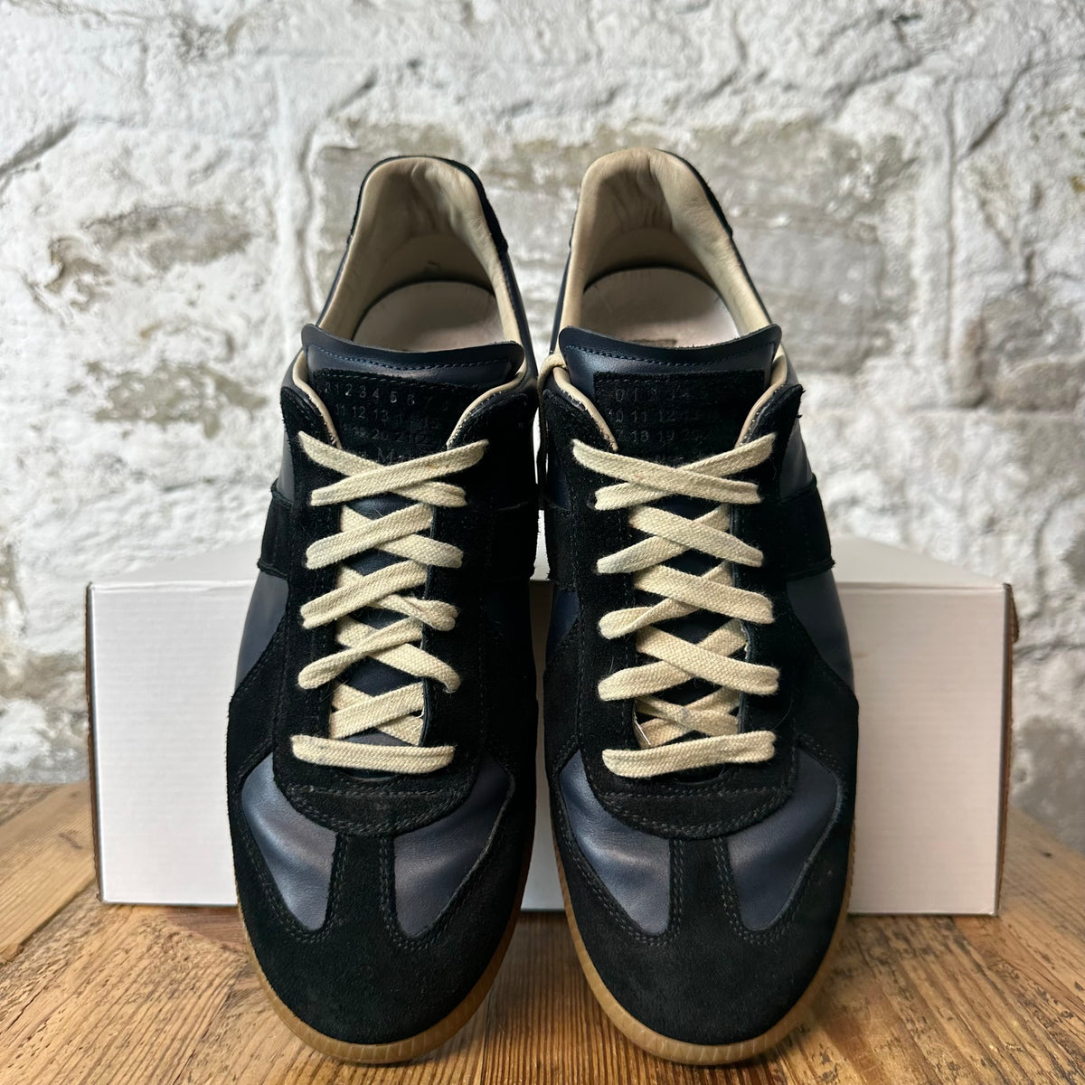 Maison Margiela Replica Navy Gum Sneaker Sz 9 (42)