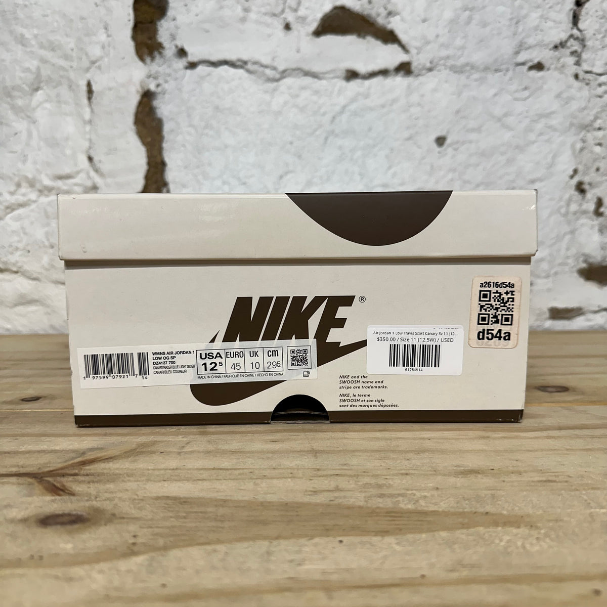 Air Jordan 1 Low Travis Scott Canary Sz 11 (12.5W)