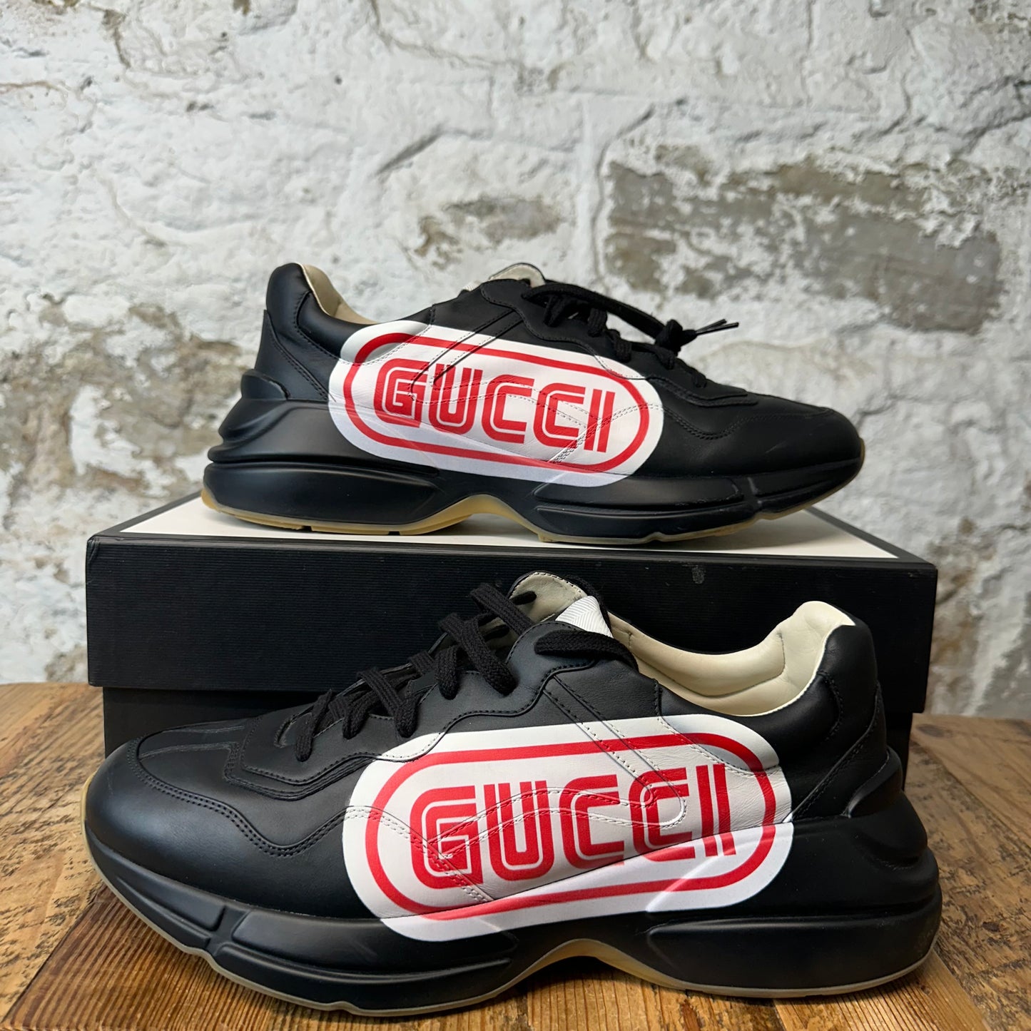 Gucci Rhyton White Red Logo Black Sneaker Sz 11