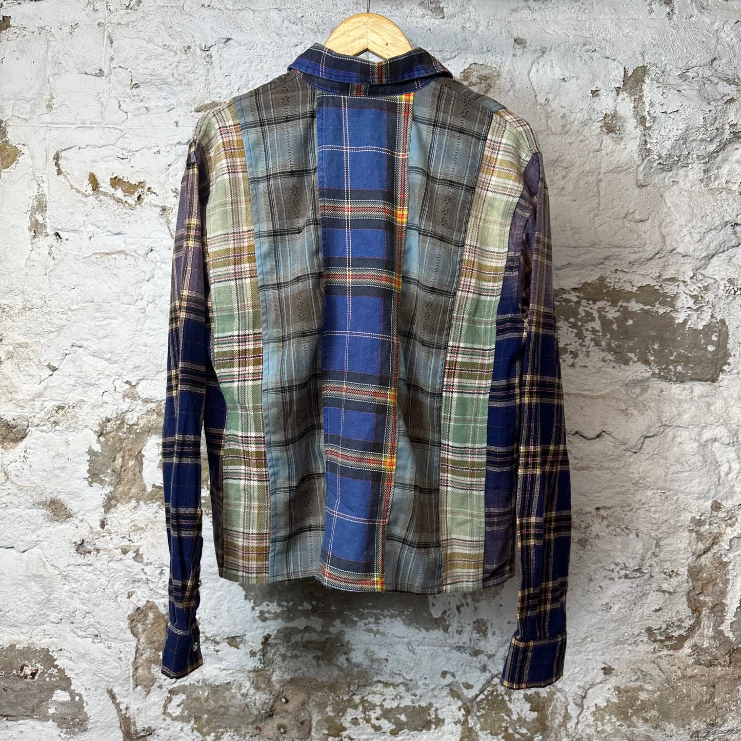 Vale Multicolor Plaid Rhinestone Button Up Flannel Sz S