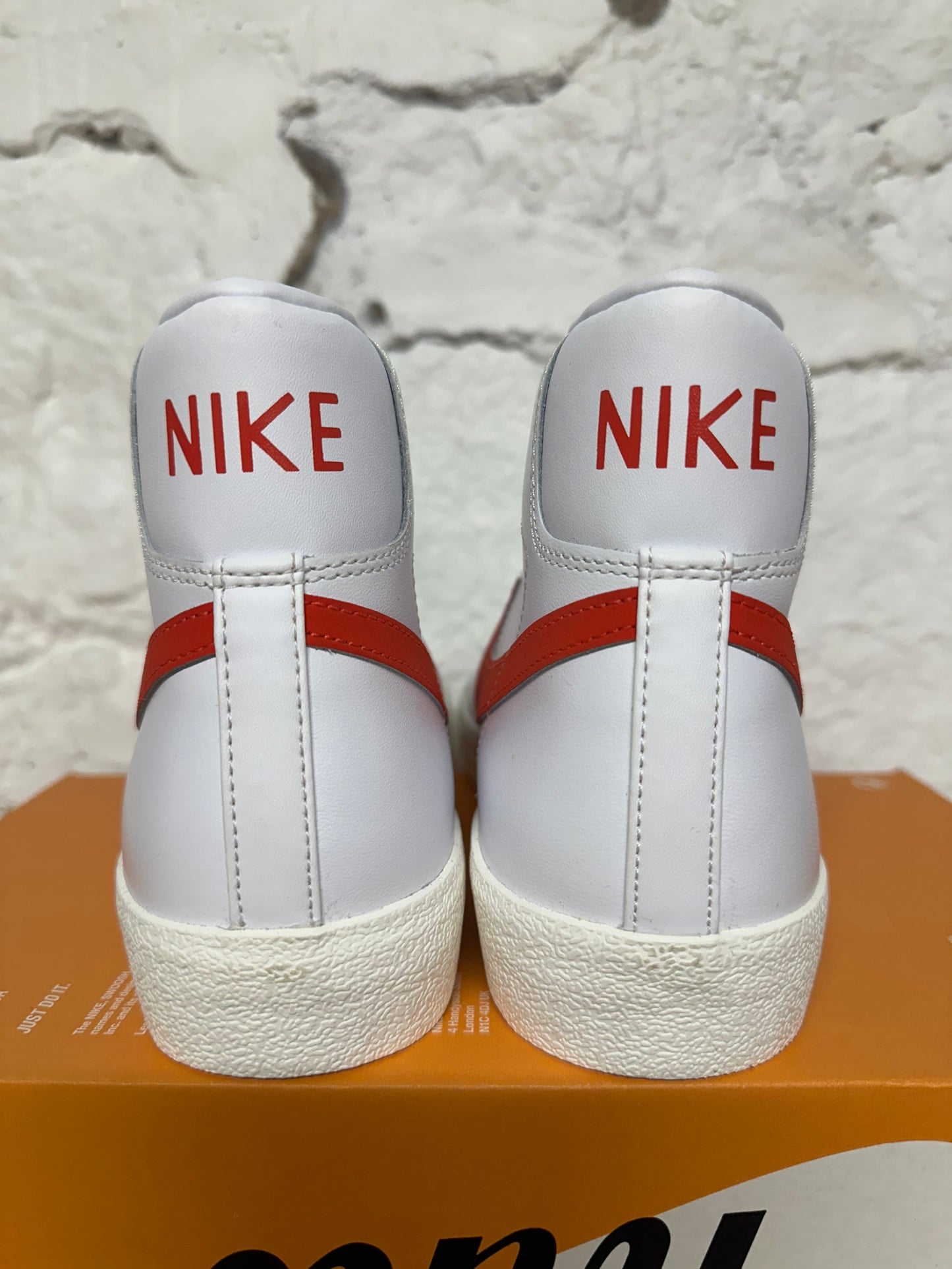 Nike Blazer Mid Habanero Red Sz 9 (10.5W) DS