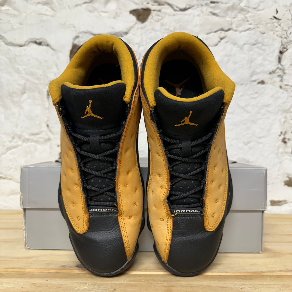 Air Jordan 13 Low Chutney Sz 9