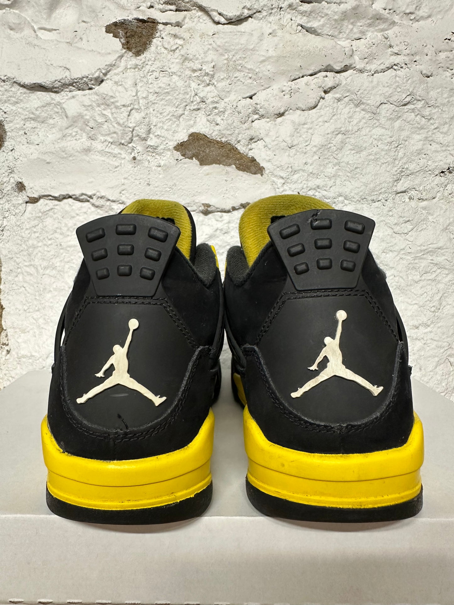 Air Jordan 4 Thunder Sz 5.5Y