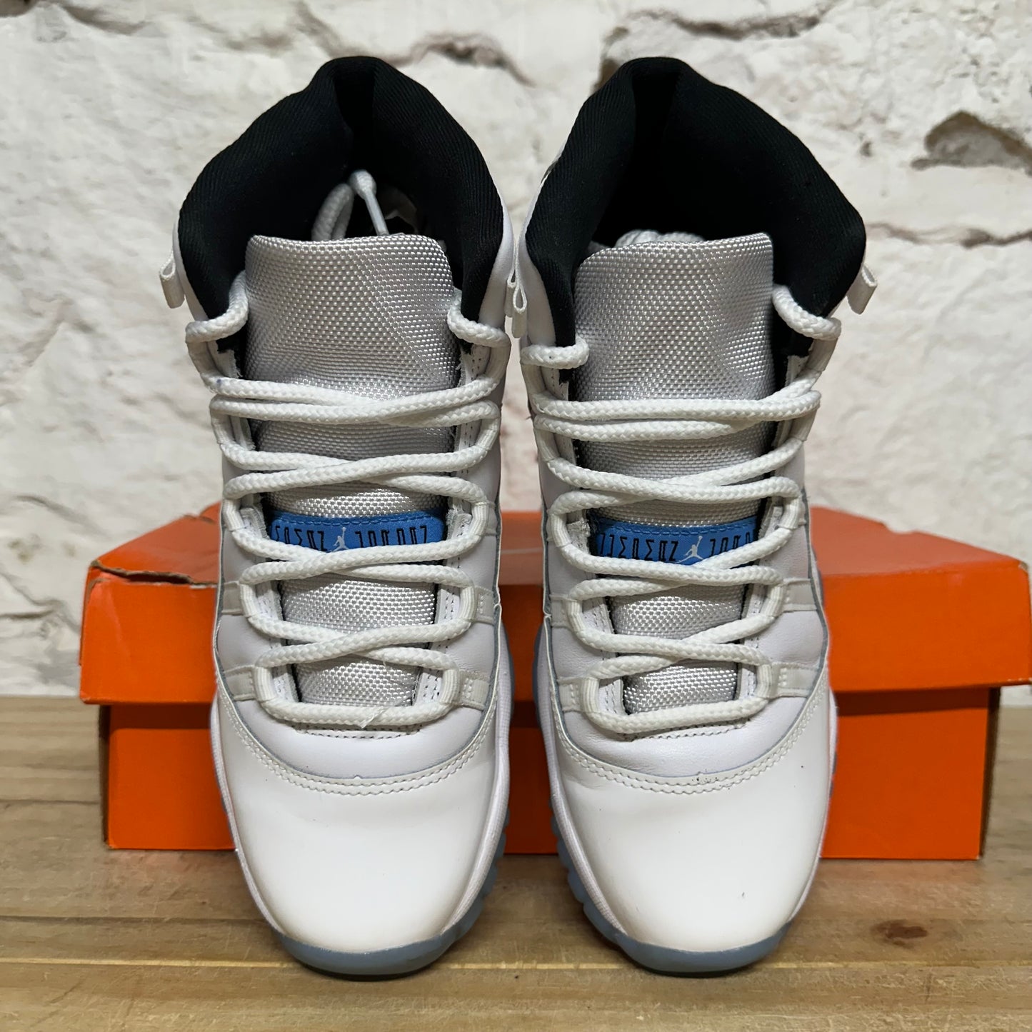 Air Jordan 11 High Legend Blue (2024) Sz 6.5Y