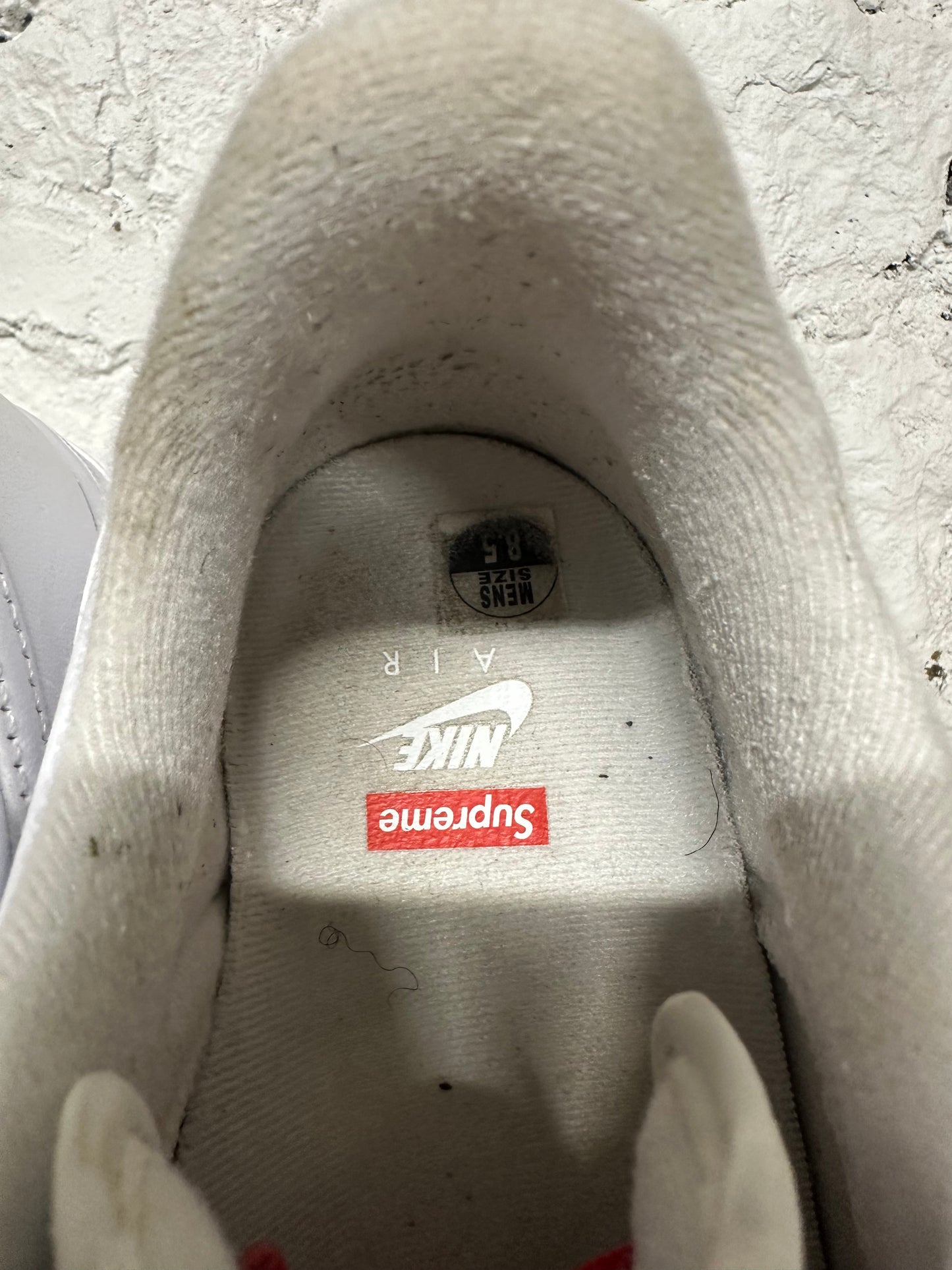 Nike Air Force 1 Low Supreme Sz 8.5