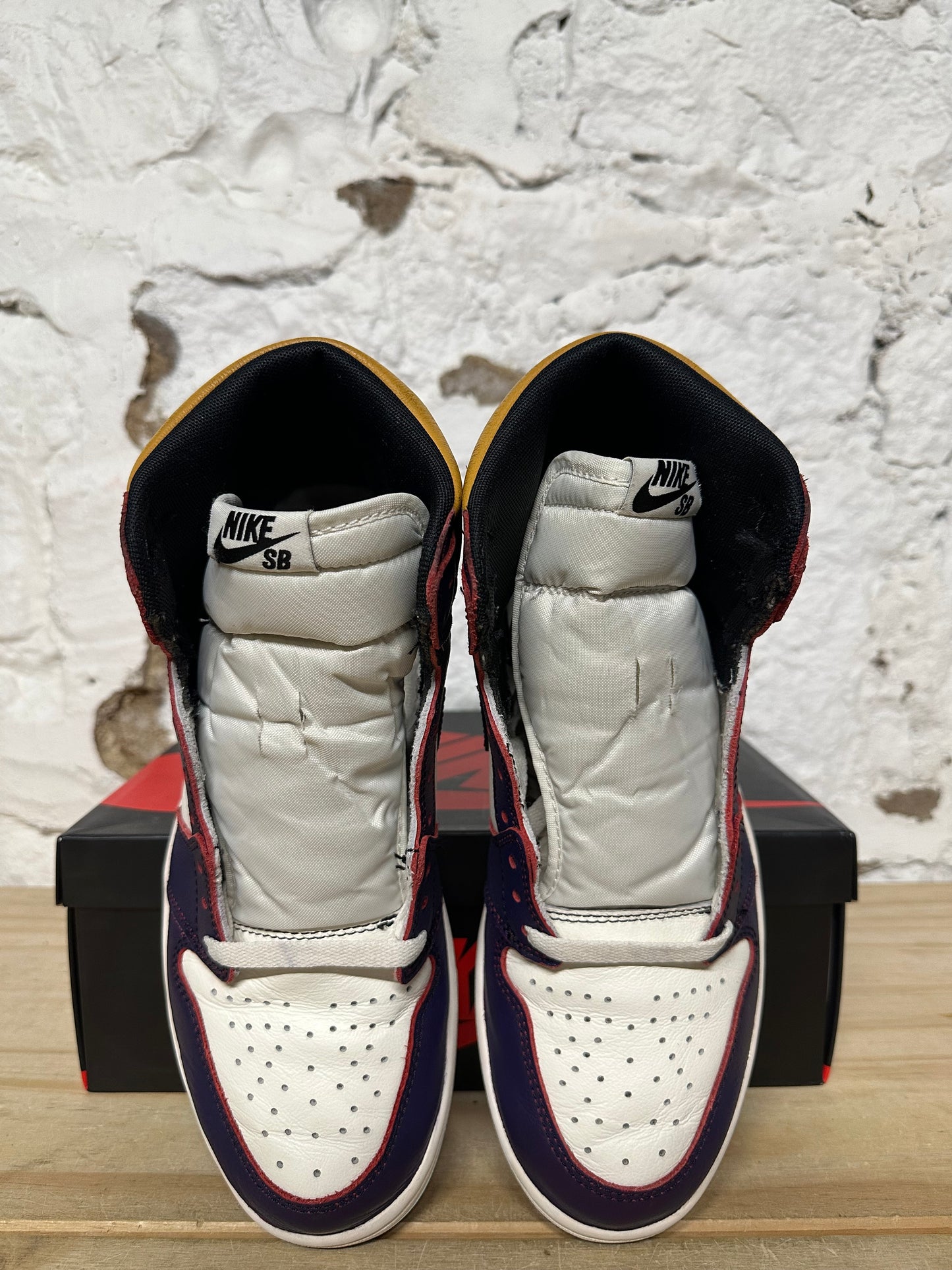 Air Jordan 1 SB High  LA to Chicago Sz 9.5