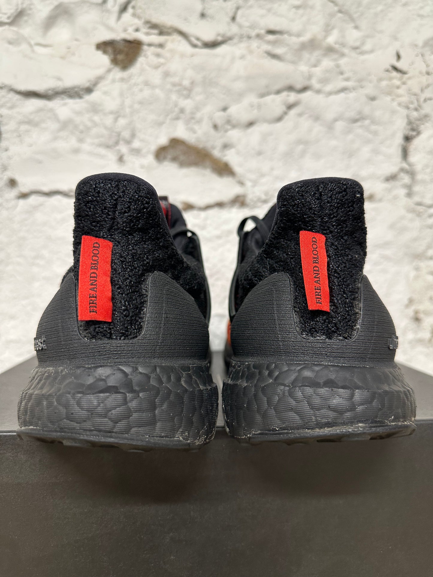 Adidas Ultraboost 4.0 Game of Thrones Targaryen Dragons Sz 10.5