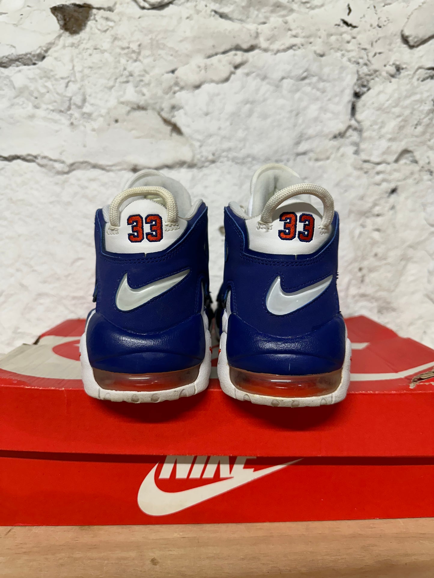 Nike Air More Uptempo Knicks Sz 4.5Y