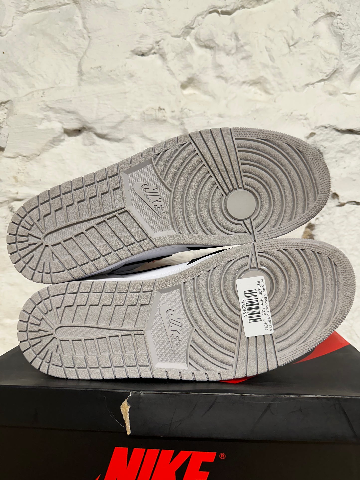 Air Jordan 1 High Bleached Coral Sz 12.5