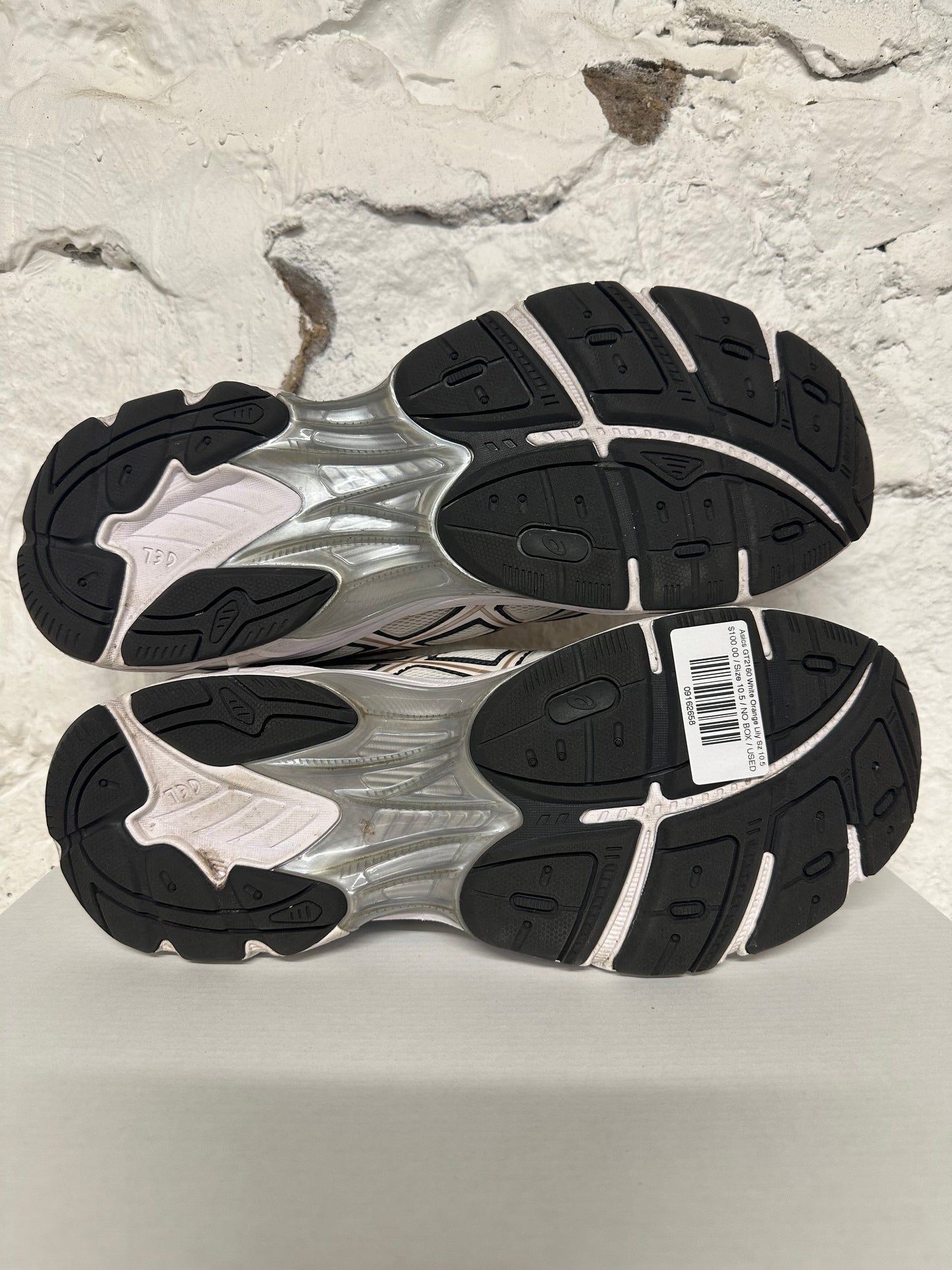 Asics GT-2160 White Orange Lily Sz 10.5