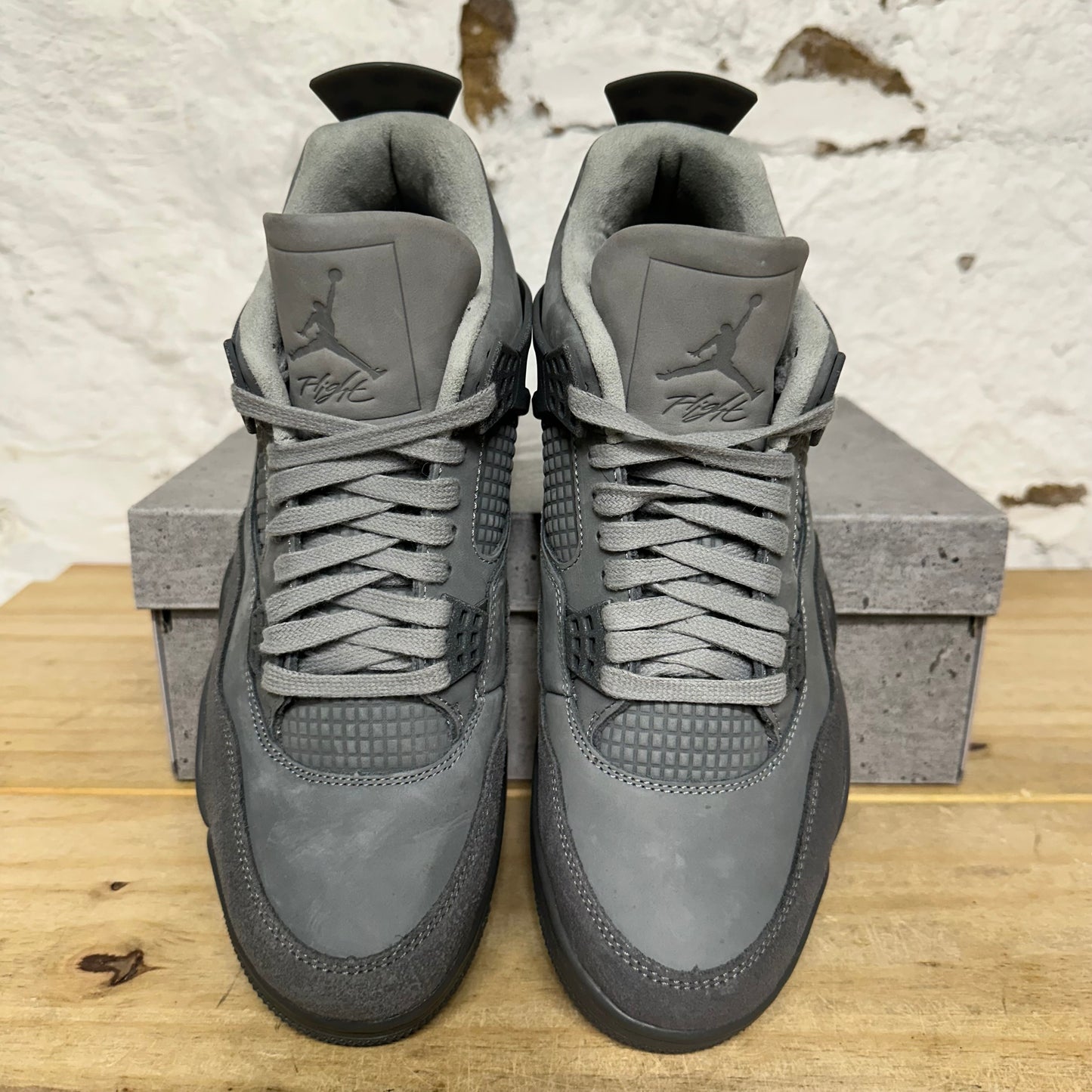 Air Jordan 4 Wet Cement Sz 9.5