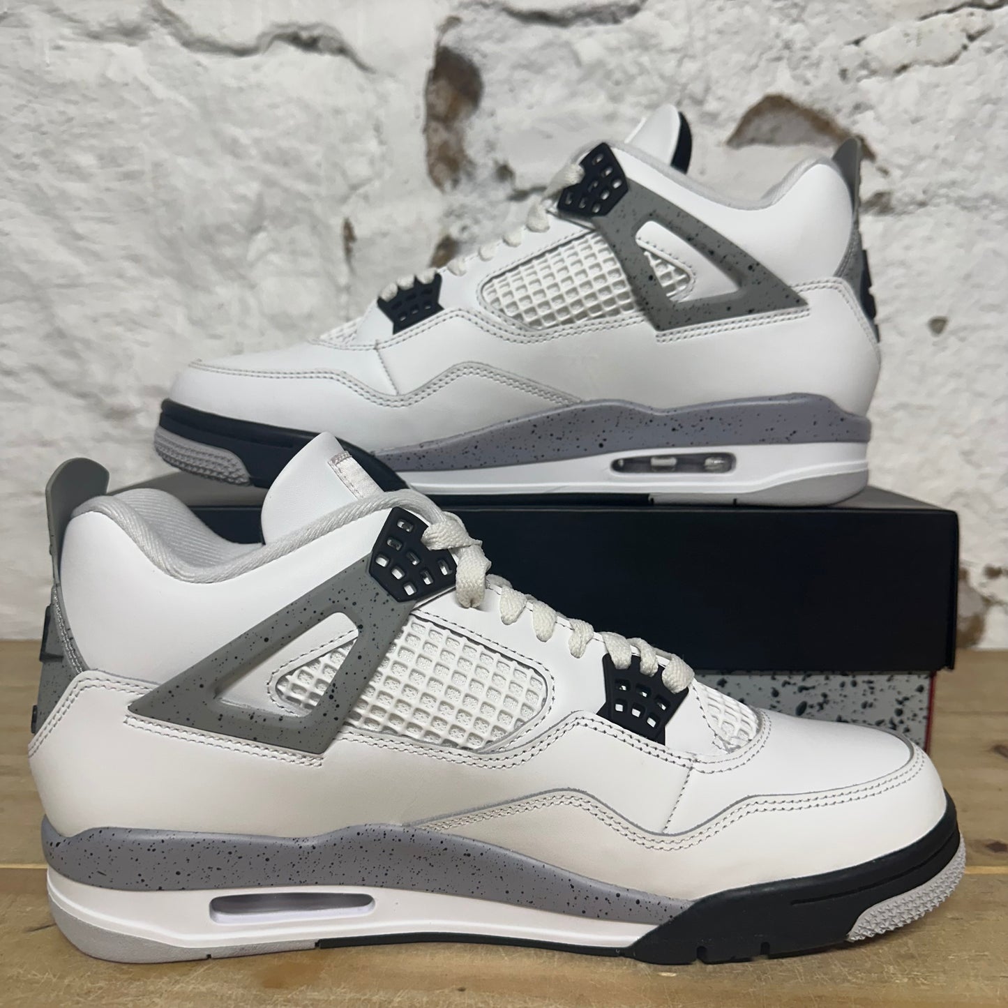 Air Jordan 4 White Cement (2025) Sz 10.5 DS