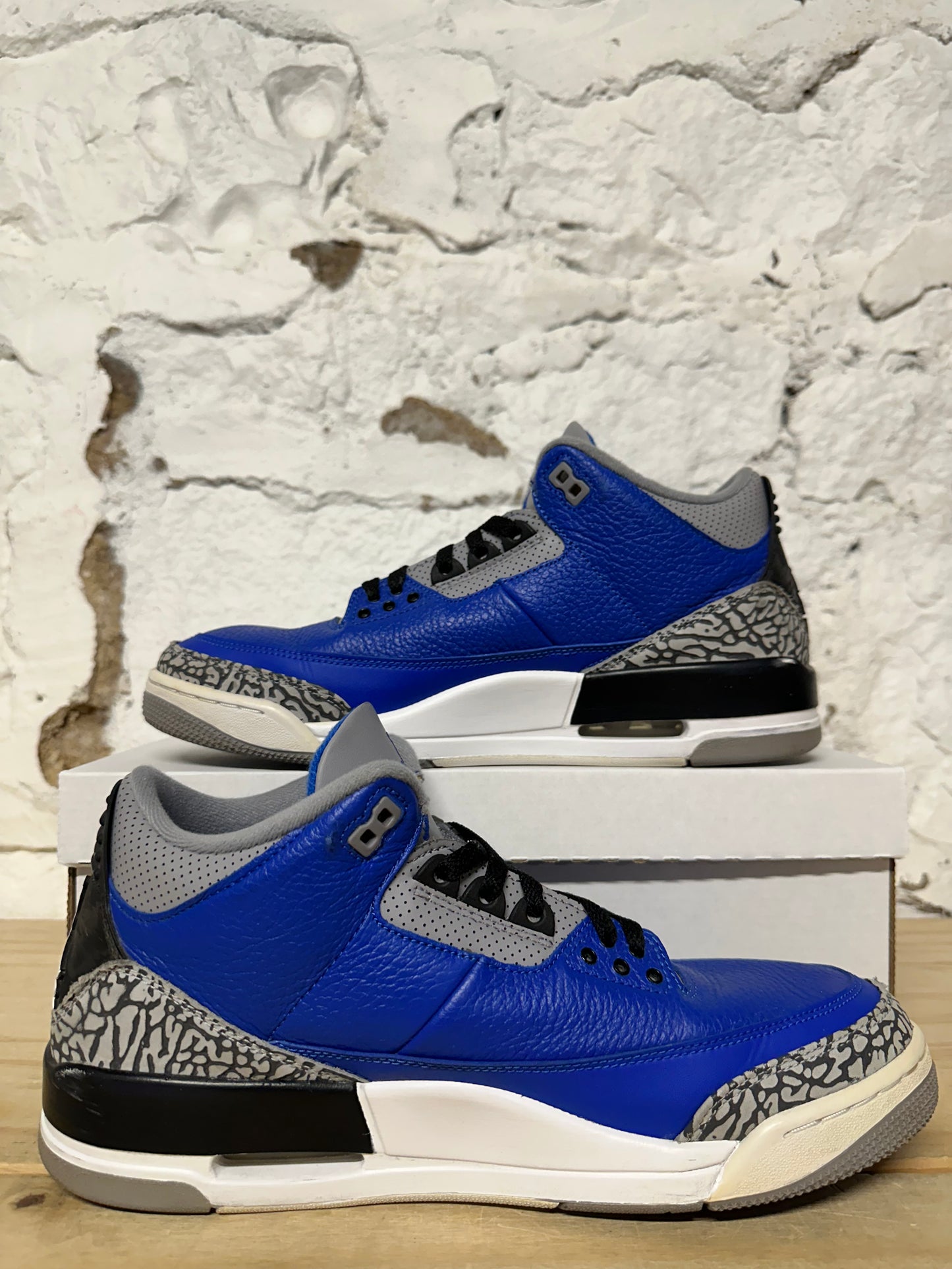 Air Jordan 3 Varsity Royal Cement Sz 11