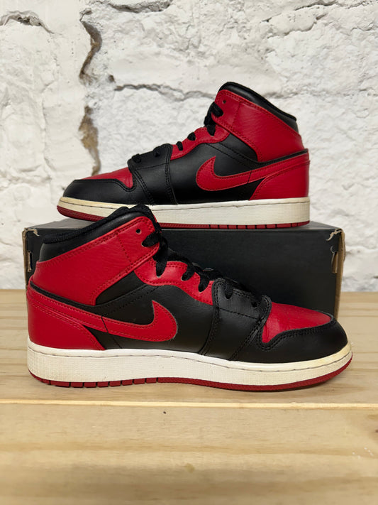 Air Jordan 1 Mid Banned Sz 6Y