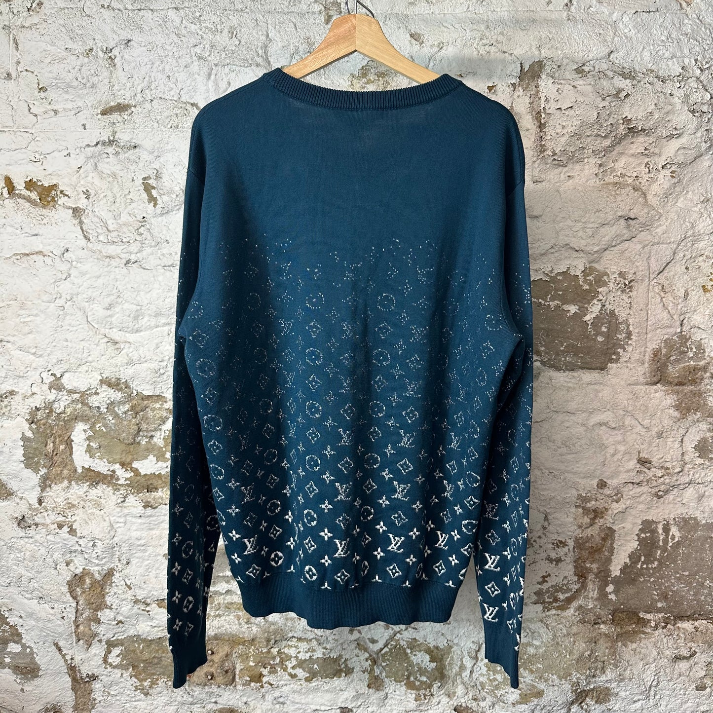 Louis Vuitton White Gradient Monogram Crewneck Turquoise Sz XL
