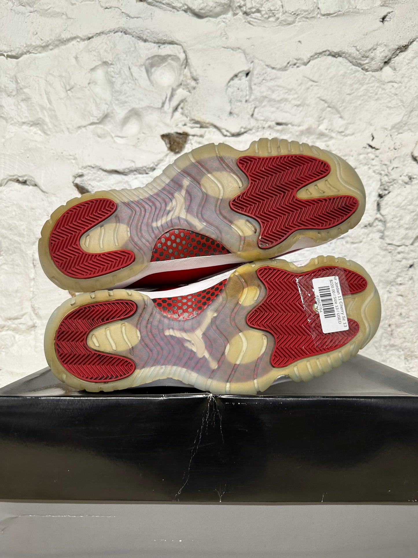 Air Jordan 11 High Cherry Sz 13