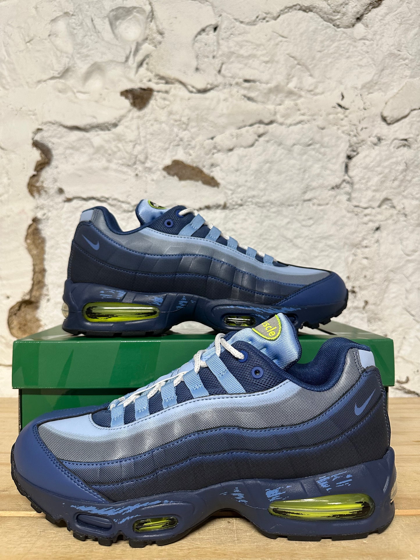 Nike Air Max 95 Yugioh Muscle Joey Sz 9 DS