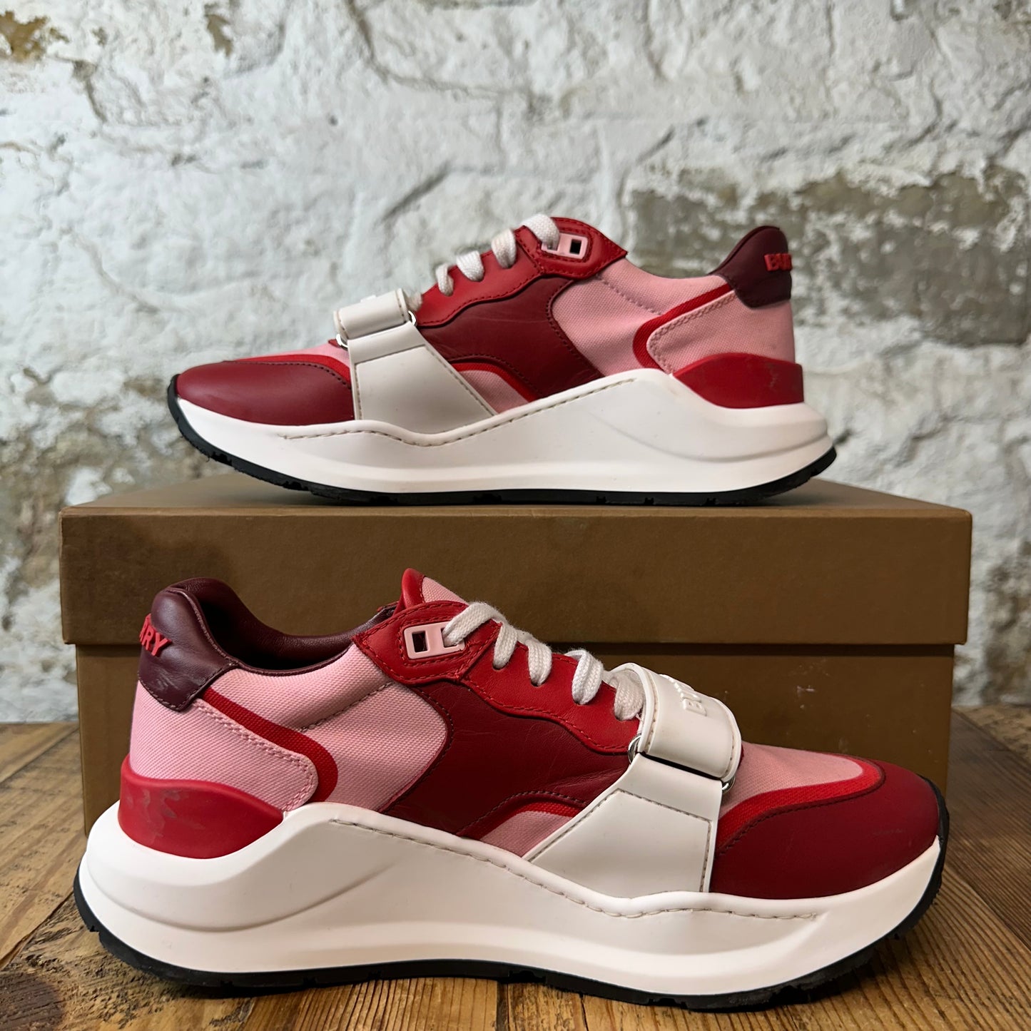 Burberry Ramsey Pink Red White Sneaker Sz 6.5 (39)
