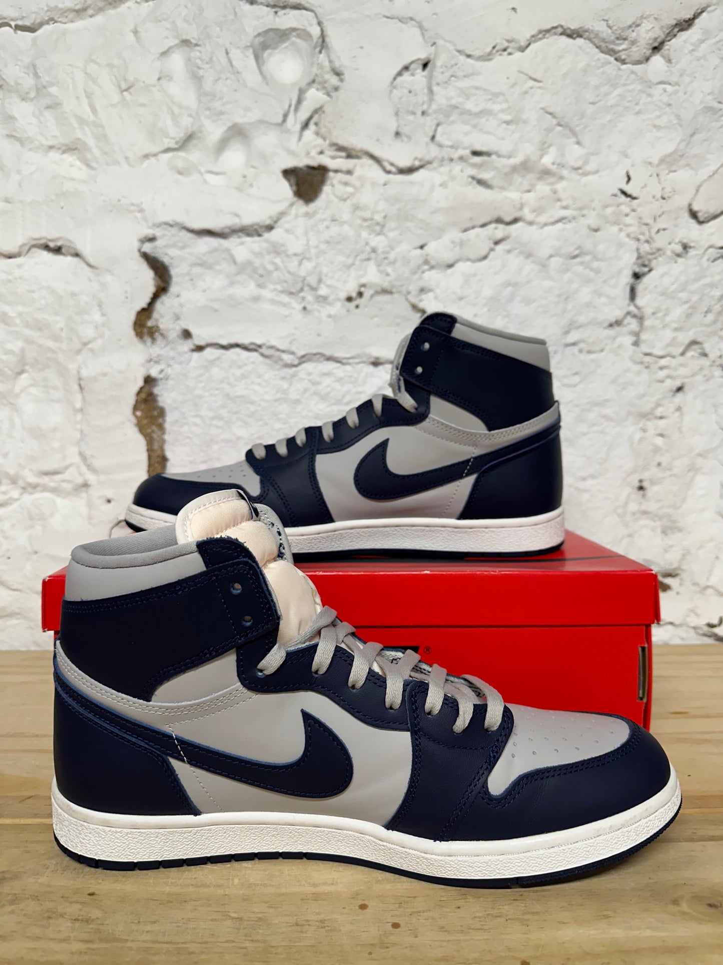 Air Jordan 1 High '85 Georgetown Sz 12.5