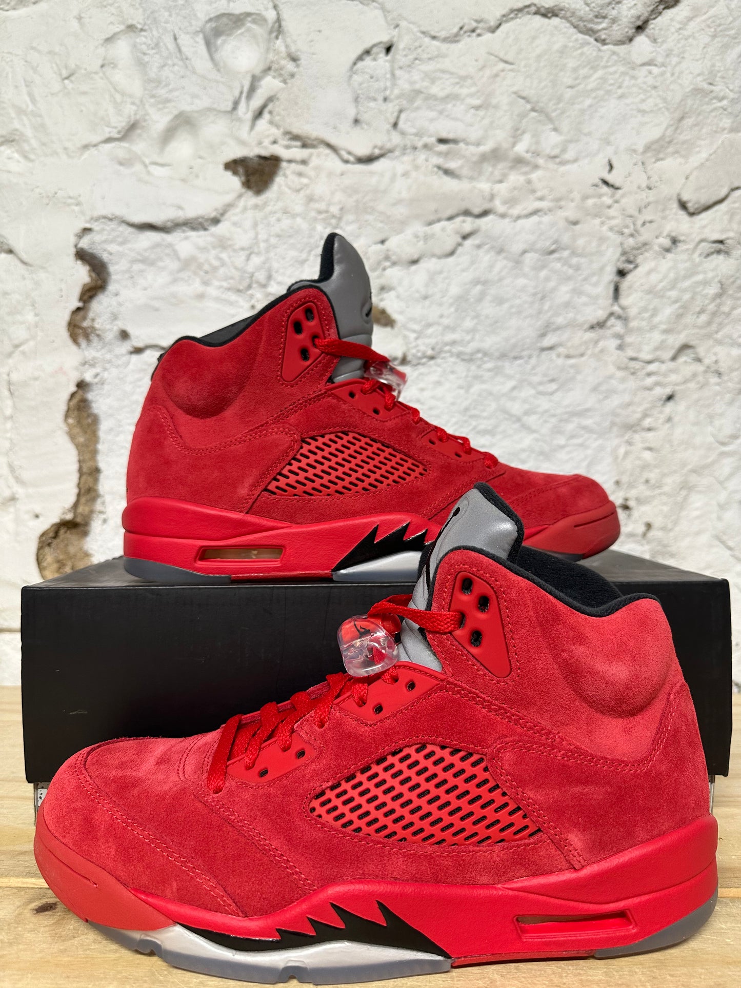 Air Jordan 5 Red Suede Sz 9