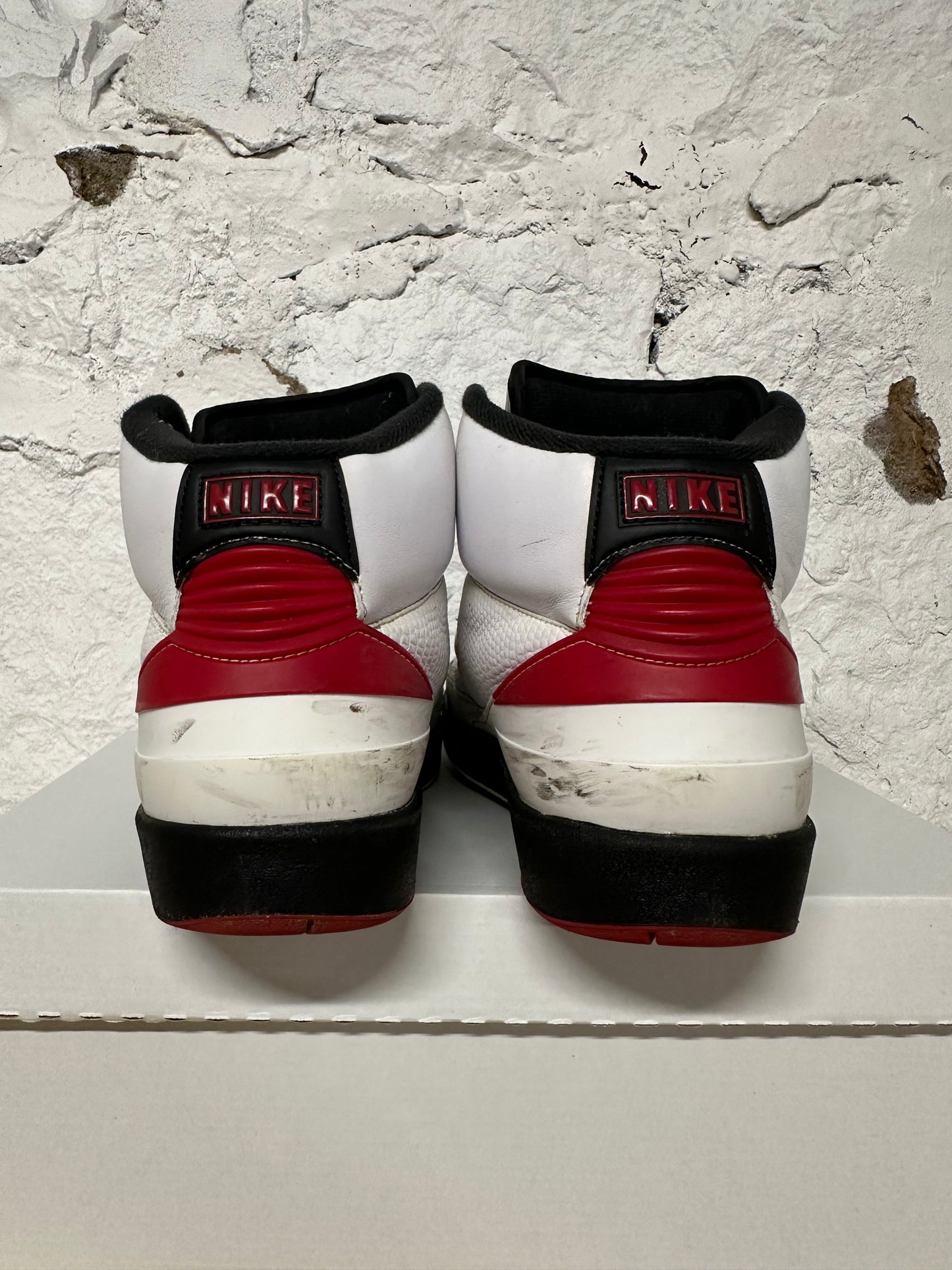 Air Jordan 2 Chicago Sz 9