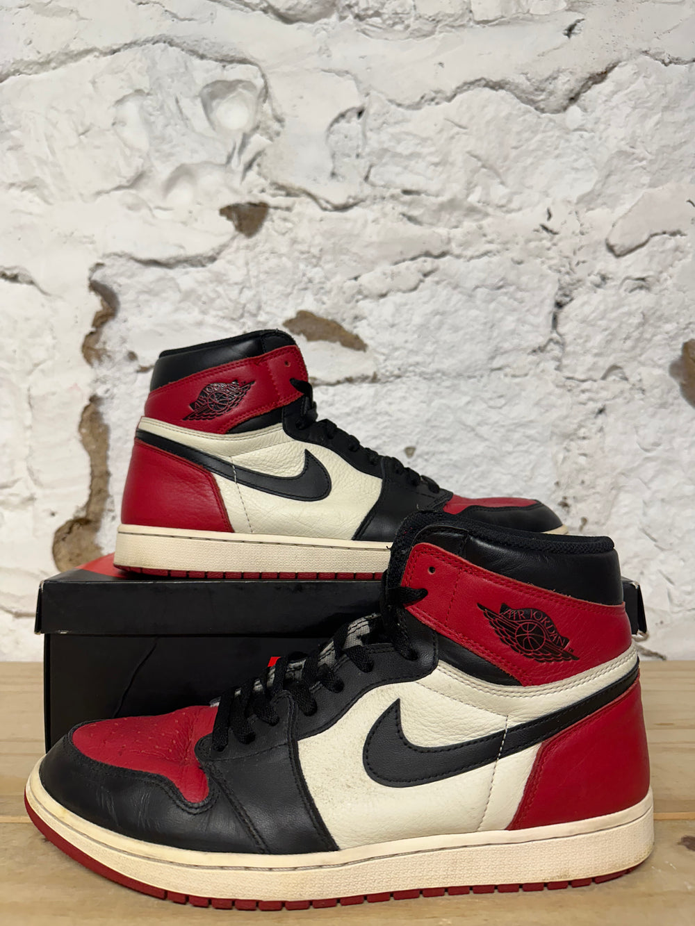 Air Jordan 1 High Bred Toe Sz 13