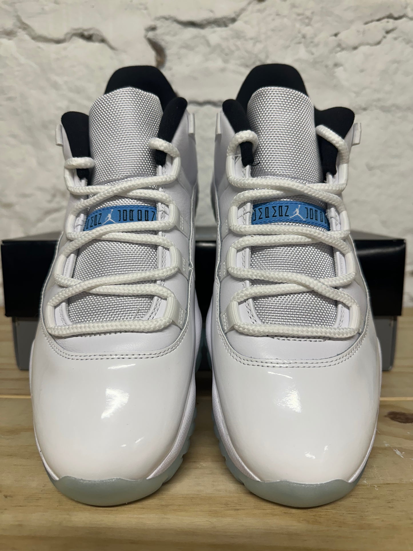 Air Jordan 11 Low Legend Blue Sz 10 DS