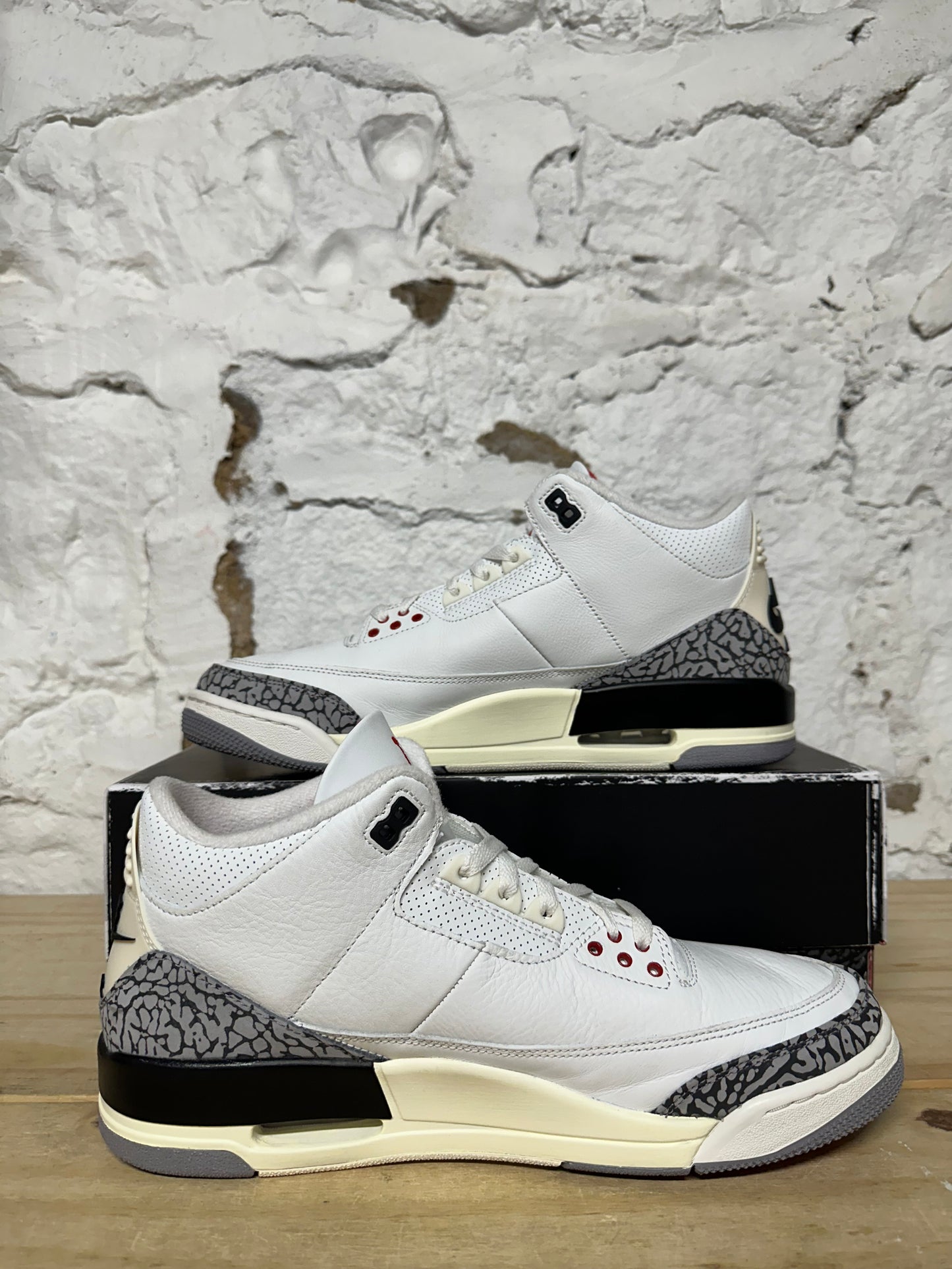 Air Jordan 3 White Cement Reimagined Sz 11.5