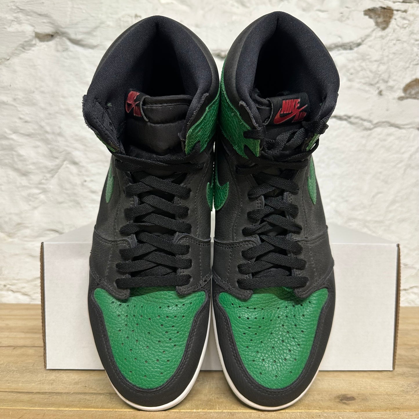 Air Jordan 1 High Pine Green Black Sz 11