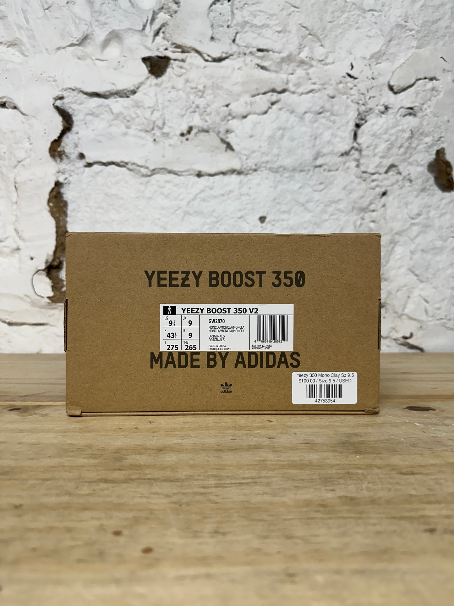 Yeezy 350 V2 Mono Clay Sz 9.5