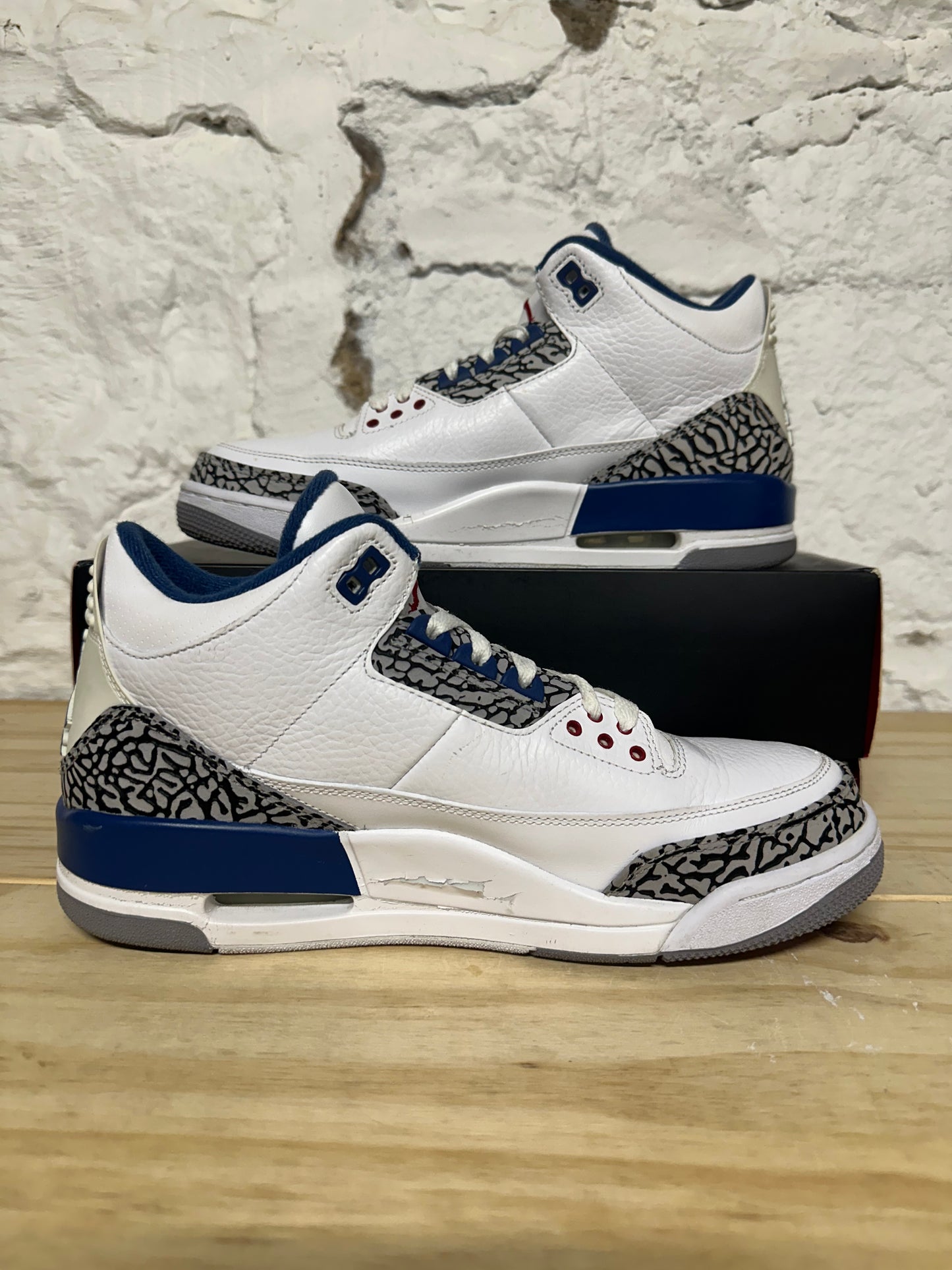 Air Jordan 3 True Blue (2011) Sz 9