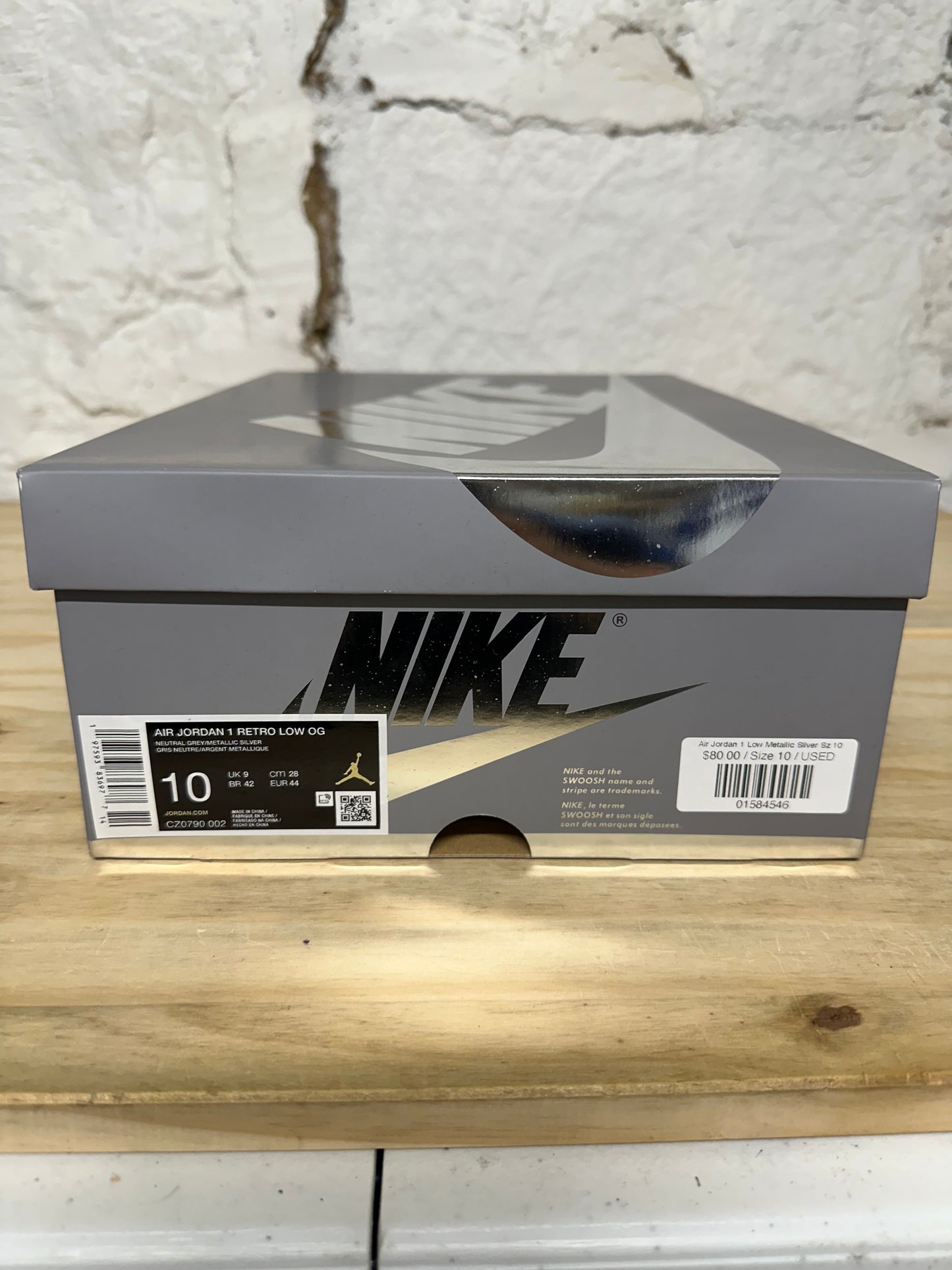 Air Jordan 1 Low Metallic Silver Sz 10