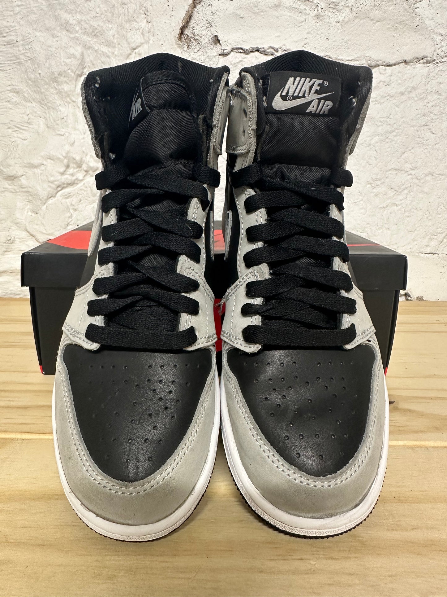 Air Jordan 1 High Shadow 2.0 Sz 4.5Y