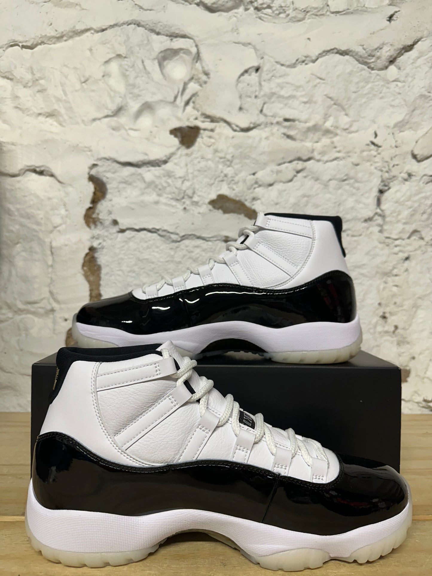 Air Jordan 11 High Gratitude Sz 10.5 DS