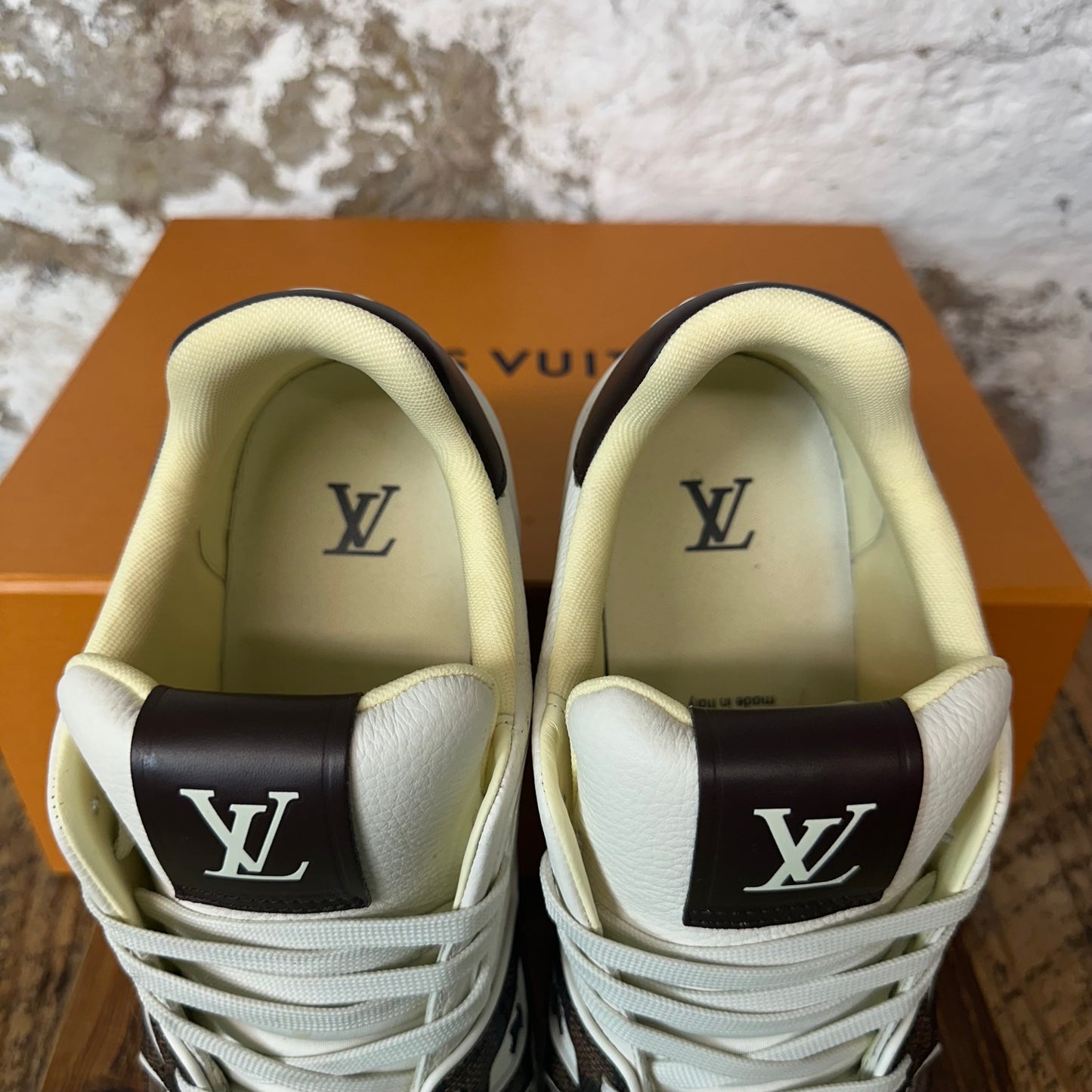 Louis Vuitton Damier Ebene White Cream Trainer Sneaker Sz 9.5 (8LV)