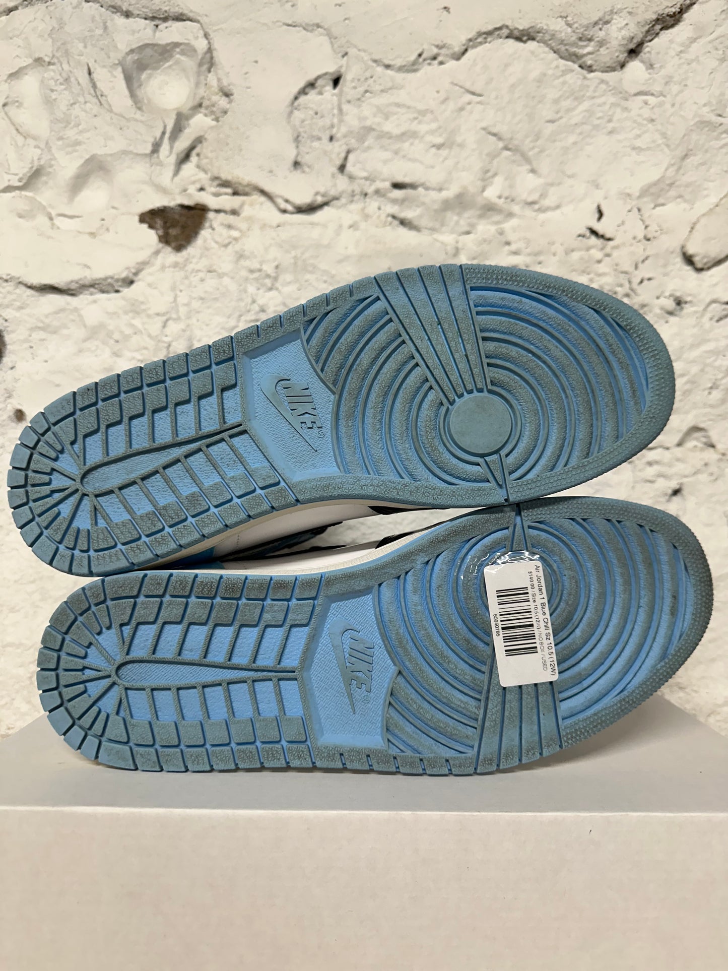 Air Jordan 1 High Blue Chill Sz 10.5 (12W)