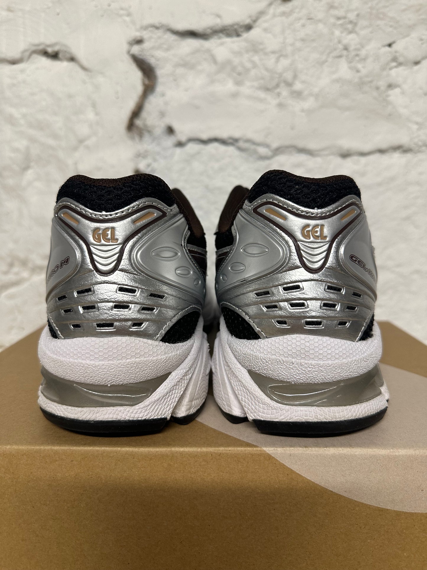 Asics Gel-Kayano 14 Black Coffee Sz 8.5