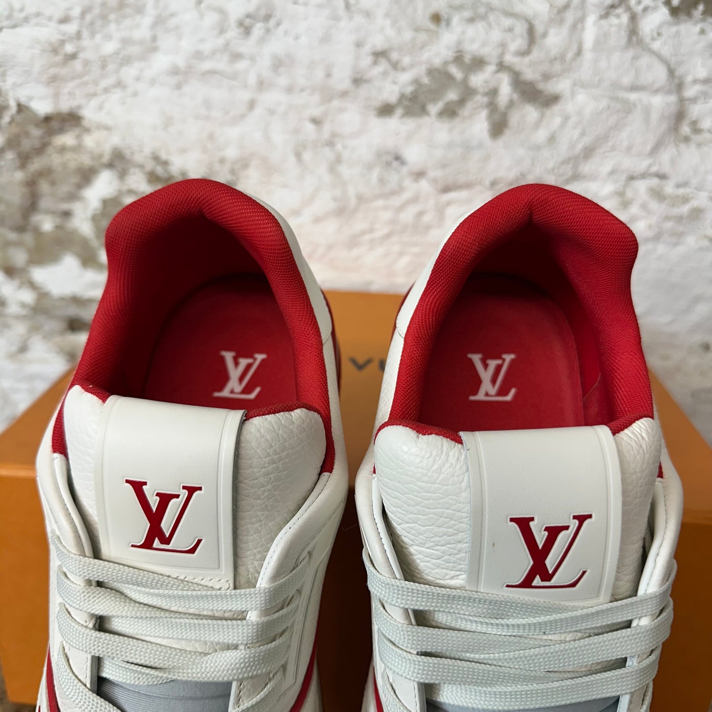 Louis Vuitton White Red Gray Trainer Sz 11.5 (10LV)