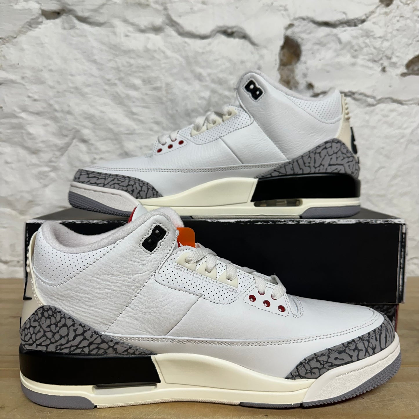 Air Jordan 3 White Cement Reimagined Sz 10.5 DS